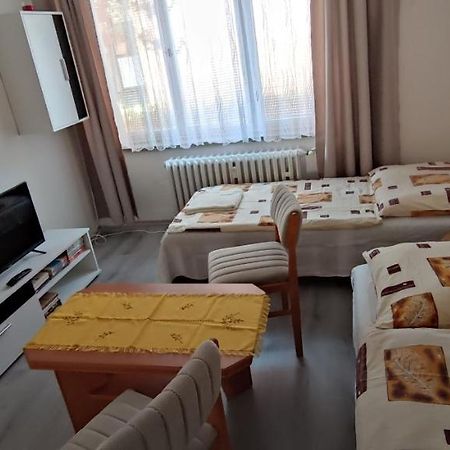 Na Sistote 628 Lejlighed Valašské Meziříčí Eksteriør billede