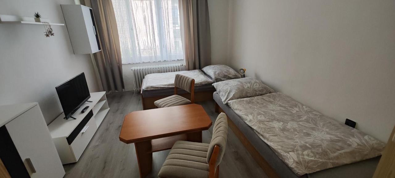 Na Sistote 628 Lejlighed Valašské Meziříčí Eksteriør billede